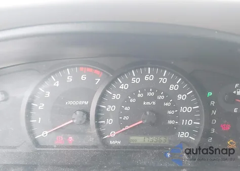 2006 Toyota Tundra Limited V8 z USA, uszkodzony, nr VIN 5TBDT48146S527129